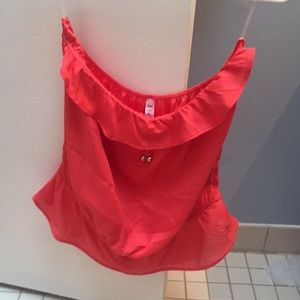 Gap NWT Strapless Silky top.